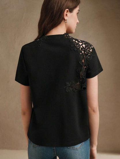 EMBROIDERED T-SHIRT